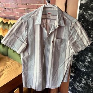 Levi's Gray Casual Button Down Shirt with Short Sleeves